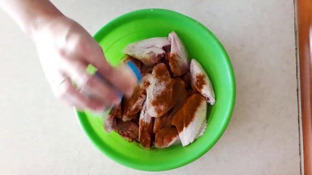 Пилешки крилца с картофи на фурна смотреть онлайн