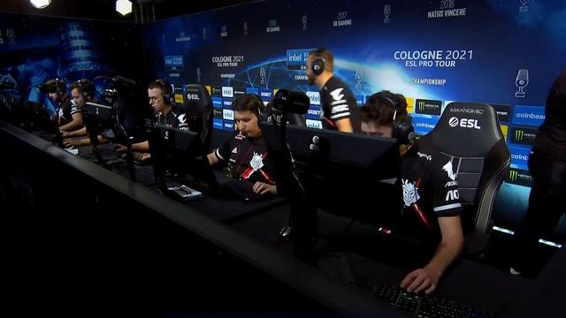 я жую любимую жвачку смотреть онлайн