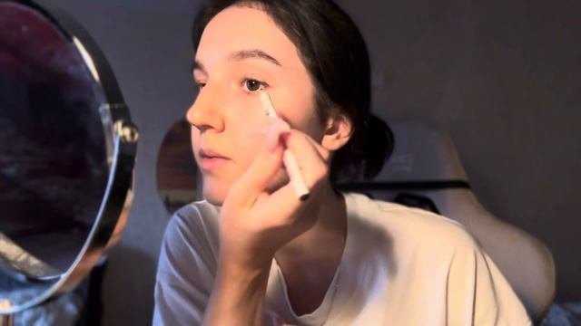 Красимся и болтаем как с подружкой  замедление ютуба, что будет с каналом? Мои планы, чем крашусь