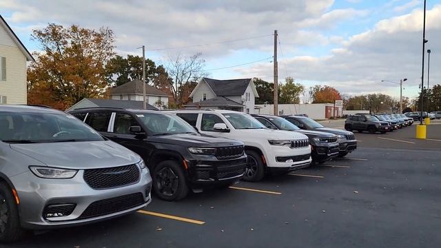 New Wagoneer, Scat Pack Challenger, Pacifica, Grand Cherokee L, and Grand Cherokee have arrived! смотреть онлайн