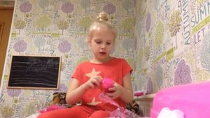 Обзор кукол лол, распаковка чемодана с игрушками!! 🎀🧸🧸
