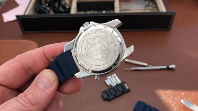 Watch repair tools and strap adjust demo
