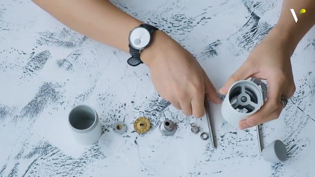 Hướng dẫn vệ sinh Cối xay cà phê cầm tay Timemore Chestnut C2 смотреть онлайн