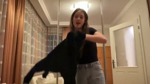 TOTALLY AVERAGE MIRA004 VLOG