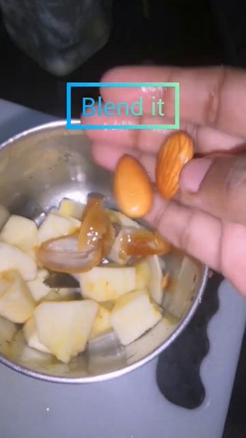 6+months baby | Apple,almond and dates puree #weightgainingfood #healthyfoodforbabies