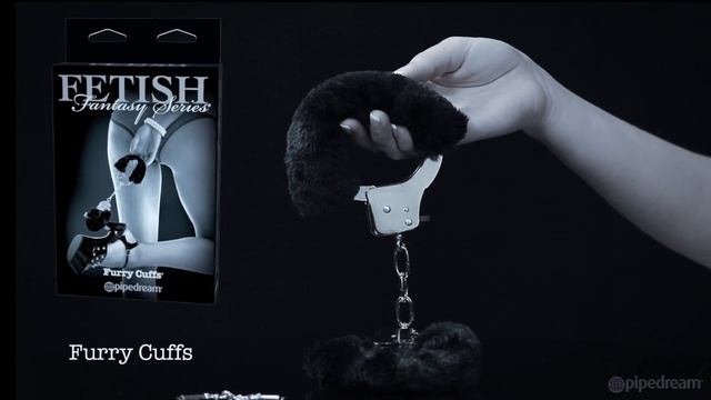 Fetish Fantasy Series Limited Edition Furry Cuffs смотреть онлайн