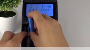 Умное зарядное устройство Miboxer C4 Smart Battery Charger for 18650,li ion, Ni Cd,Ni MH, LiFePO4