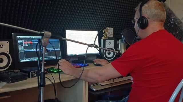 Николай Прокофьев. Процесс записи аудиокниг. смотреть онлайн