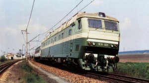 Электровоз ЧС8 001