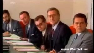 Слепой идет в WC