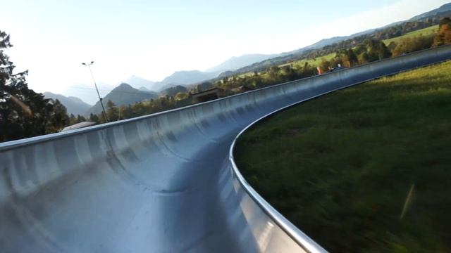 Катание в тележке с гор смотреть онлайн