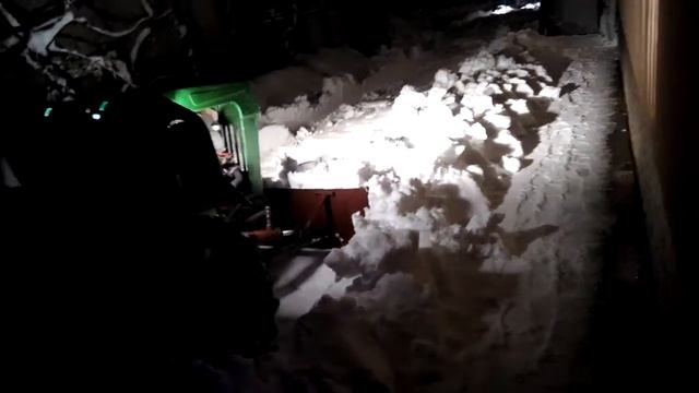 МТ-Трак 400 прикарпатец, уборка снігу . смотреть онлайн