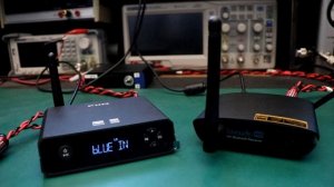 LAVAUDIO DS200 vs FiiO BR13 Bluetooth Receiver (comparison)