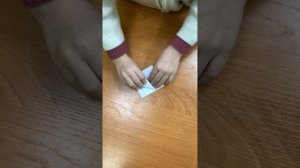 Оригами бомбочка. Даша делает в очередной раз, в конце с радостью взрывает)