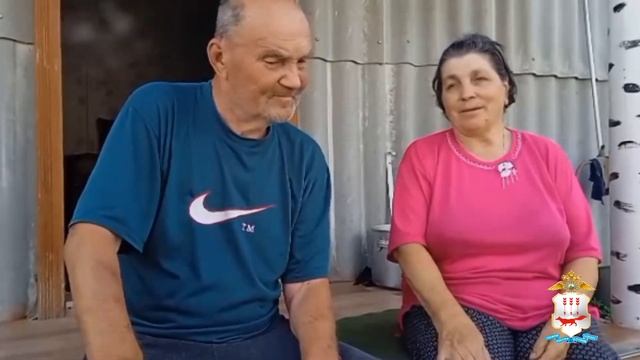 В Мордовии полицейские в течение трёх часов отыскали заблудившегося в лесу пожилого грибника смотреть онлайн