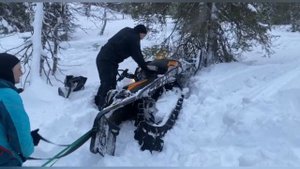 Сломали Polaris matrix. Ремонт снегохода дубиной. Братское движение катает в Кандалакше 02.02.2025
