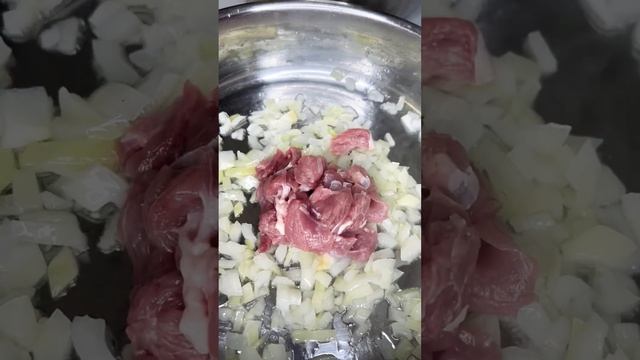 Индейка на сковороде #индейка #мясо #жареноемясо #видеорецепт #еда