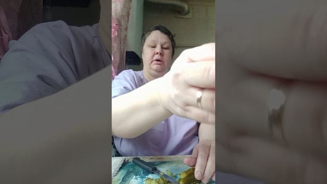 Оливье с колбасой,и оливье с крабовыми палочками!!!!