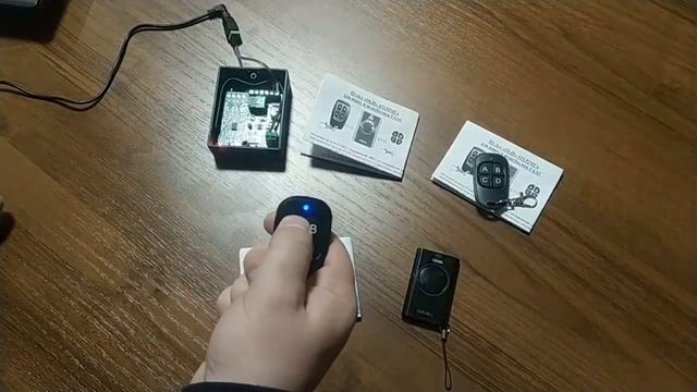 Инструкция по программированию пульта управления FAAC XT4 433 SLH смотреть онлайн