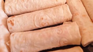 Рулетики из лаваша с мясом