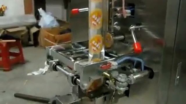 Наберите сторону уплотнения вертикальных упаковочных машин смотреть онлайн