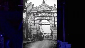 ... он в огороде закопал портрет Бандеры...