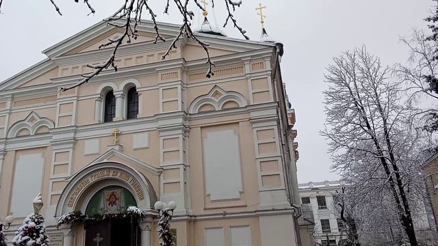 храм