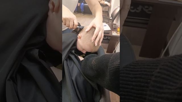 Как подстричь особенного ребёнка