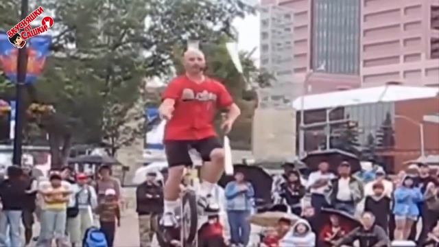 УДИВИТЕЛЬНЫЕ УЛИЧНЫЕ АРТИСТЫ / People Are Awesome 2017 / # Выпуск 142 смотреть онлайн