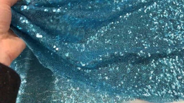 Из чего сшить нарядную ЮБКУ? Праздничная ткань - пайетки на сетке!