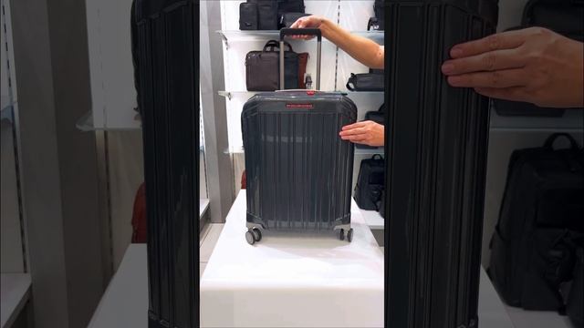 Piquadro создали лёгкий и удобный чемодан #sea #vocation #suitcases