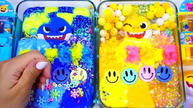"Daddy Shark VS Baby Shark" Slime. Mixing Makeup into clear slime! 🌈ASMR🌈 #satisfying #슬라임 (199) смотреть онлайн