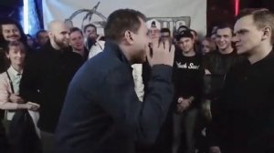 Версус батл Хованский vs Ларин