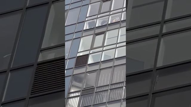 Замена холодного фасадного остекления на тёплое в ЖК «New Time». Компания "Окно в Петербург".
