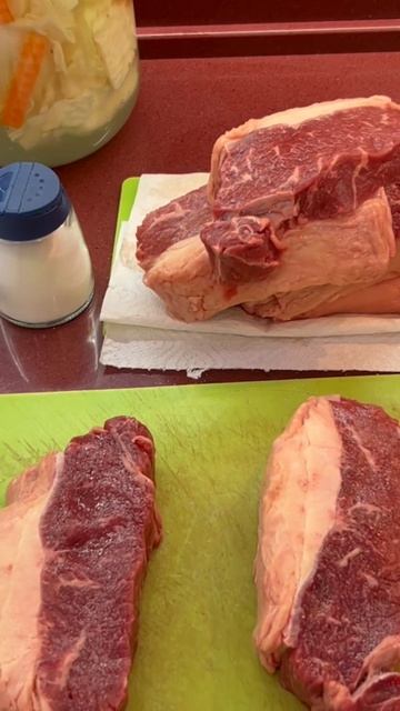 Нью-Йорк из Дружбы👍🔥 #steak #еда #дружба #мраморная #говядина #жарим #grill #tefal #optigrill
