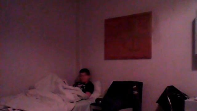 Мальчик пьёт Мочу смотреть онлайн