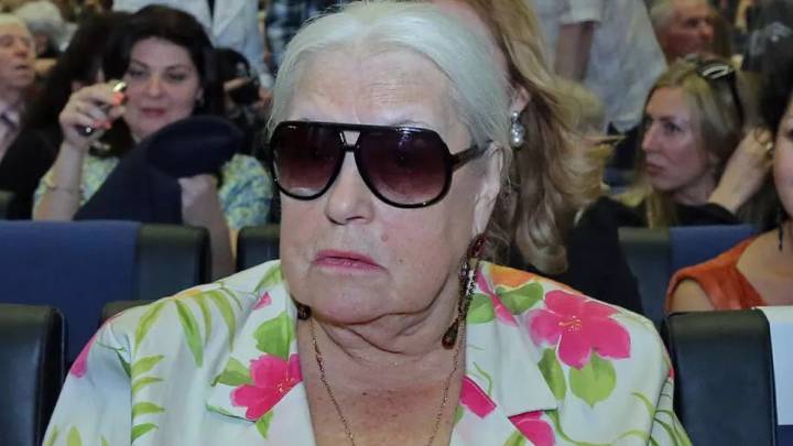 Лидия Федосеева-Шукшина о тяжбе с дочкой: «Адвокаты Марии допрашивали меня в суде, как преступницу» смотреть онлайн