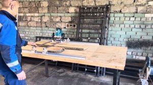 Рейсмусовый стол из фрезера для выравнивания слэбов .