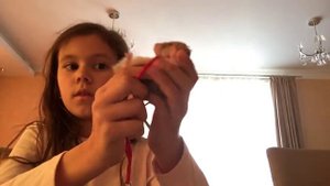 Как надеть на хомяка поводок