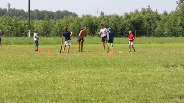 Дворовые игры. Лапта смотреть онлайн