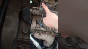 при резком нажимании педаль газа машина троит поменяли бензонасос и проблема исчезла