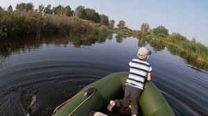 Первый ТРОФЕЙ сына!! Щуки ТОПЯТ кружки и РВУТ живцов! Ловля щуки на кружки. Ловля щуки на спиннинг.