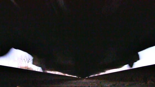 FAST BNSF Intermodal Stack Train Flies Over Camera! смотреть онлайн