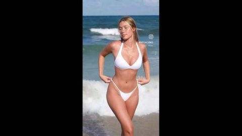 Красивые девушки в купальниках #1