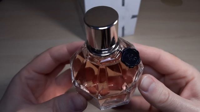 Viktor & Rolf Flowerbomb смотреть онлайн