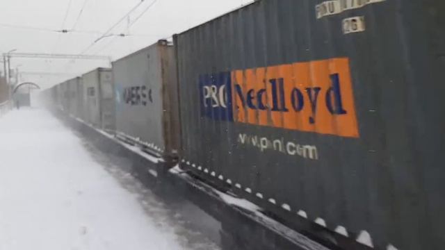 Электровоз ВЛ10У-177 "Грузовой" платформа Сушкинская на Кубинку-1 10.01.2022.