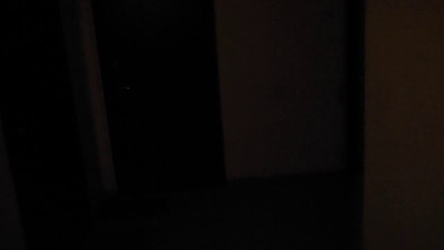 Мусор в секции "Е" на 12-ом этаже. смотреть онлайн