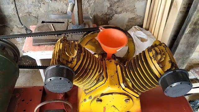 Como Trocar O Óleo Do Compressor De Ar Schulz 5.2 + Dicas смотреть онлайн