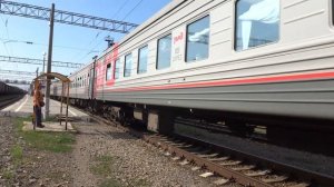 ЭП1М-438 с поездом №497 Ижевск — Адлер.