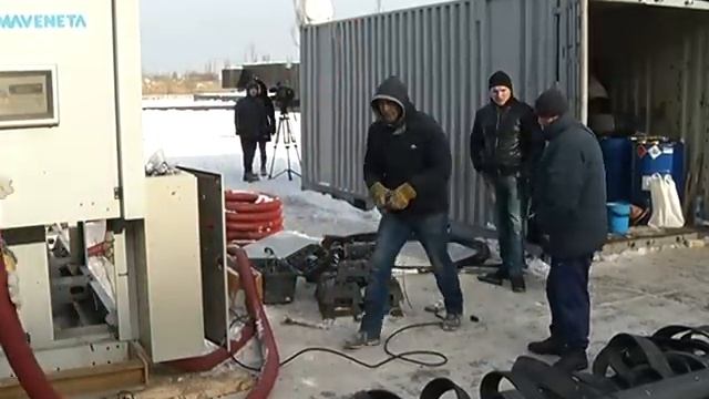 21.12. В Мариуполе готовится к открытию каток смотреть онлайн